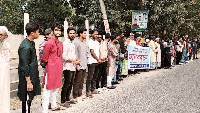 রাস্তা আটকে দেয়াল, দোহারে দুই শতাধিক পরিবারের দুর্ভোগ