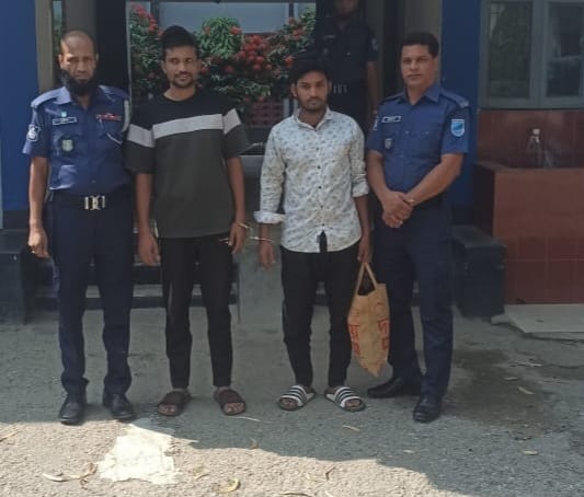 মানিকগঞ্জে ইয়াবাসহ নবাবগঞ্জ ছাত্রদলের দুই নেতা গ্রেপ্তার