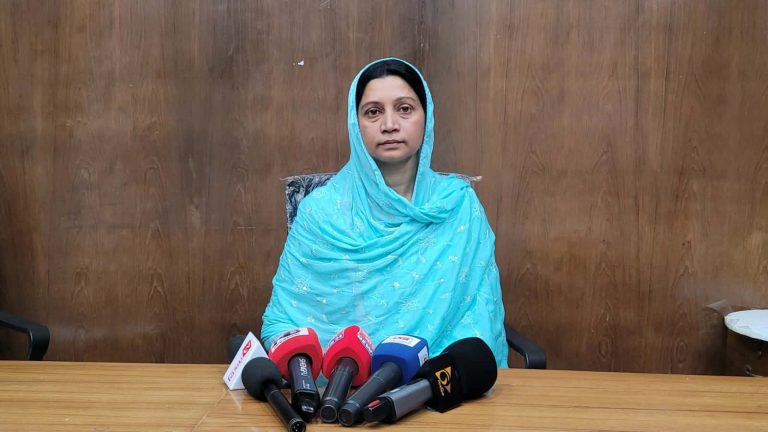 দোহারে জমি দখলের চেষ্টার অভিযোগে বিএনপি নেতার বিরুদ্ধে সংবাদ সম্মেলন