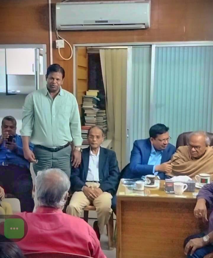 একটি মানবিক ও সমৃদ্ধ রাষ্ট্র বিনির্মাণে শ্রমজীবী মানুষের অবদান অনস্বীকার্য: খন্দকার আবু আশফাক এমপি